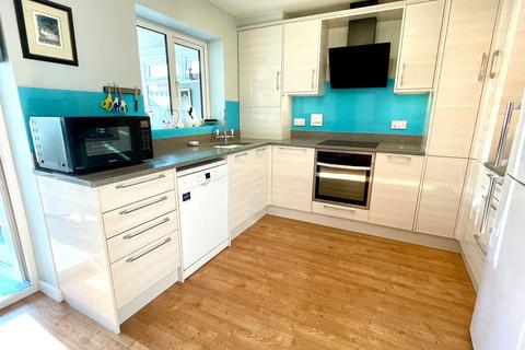 5 Castings Drive, Charlestown, St Austell, PL25 3FF