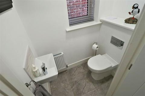 8 Lambert Place, Saxilby, Lincoln, LN1 4AP