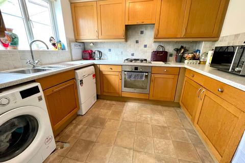 10 Century Close, St Austell, PL25 3UY