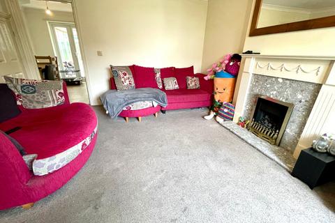 10 Century Close, St Austell, PL25 3UY