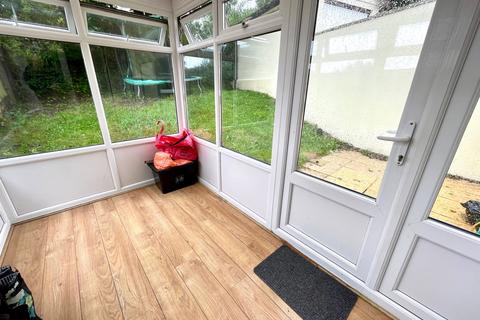 10 Century Close, St Austell, PL25 3UY