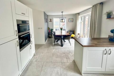 45 Heol Bevan, Coity, Bridgend, CF35 6JT