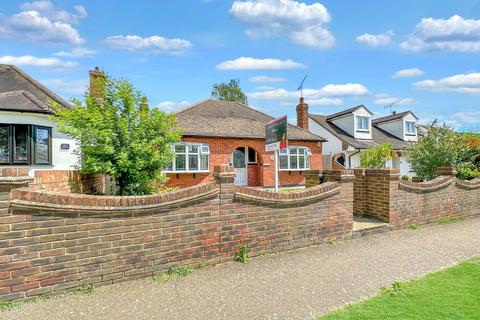 3 bedroom detached bungalow for sale, Lampits Hill, Stanford-le-hope SS17