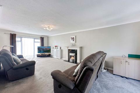 35 Chantry Crescent, Stanford-le-hope, SS17 0DN