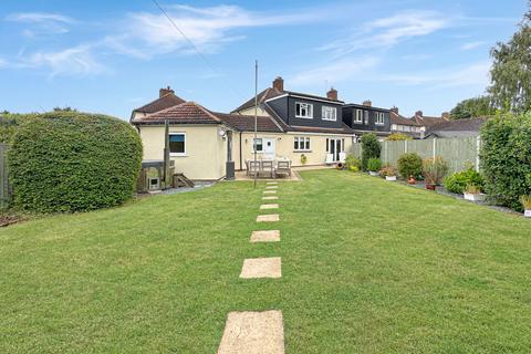 11 Vincent Avenue, Horndon On The Hill, Stanford-le-hope, SS17 8LW