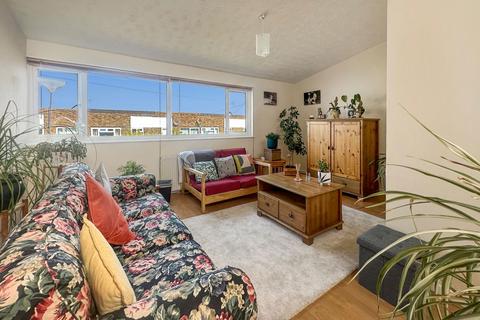 49 Wills Hill, Stanford-le-hope, SS17 7AY