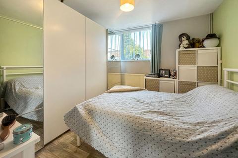 49 Wills Hill, Stanford-le-hope, SS17 7AY