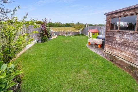 56 Wheatley Road, Corringham, Stanford-le-hope, SS17 9EF