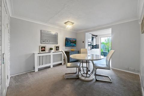 56 Wheatley Road, Corringham, Stanford-le-hope, SS17 9EF