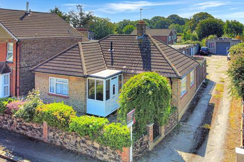 21 Hadfield Road, Stanford-le-hope, SS17 0DX