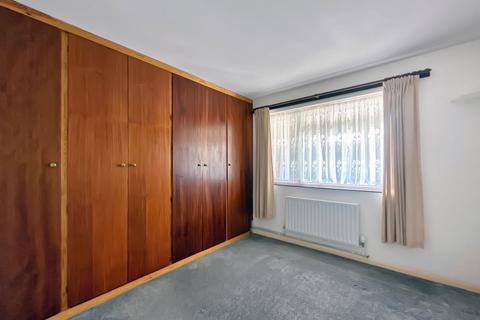 21 Hadfield Road, Stanford-le-hope, SS17 0DX
