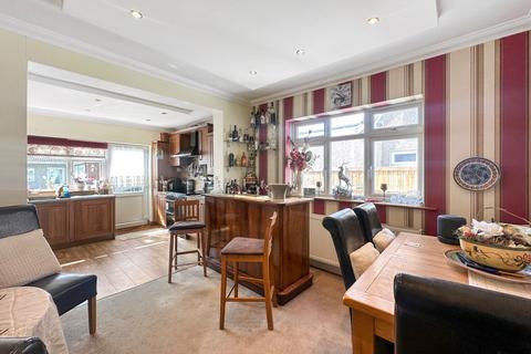 24 Grove Road, Stanford-le-hope, SS17 0ED
