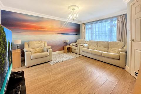 9 Deben, East Tilbury, Tilbury, RM18 8RG