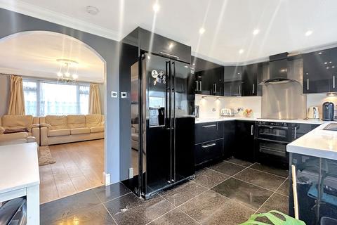 9 Deben, East Tilbury, Tilbury, RM18 8RG