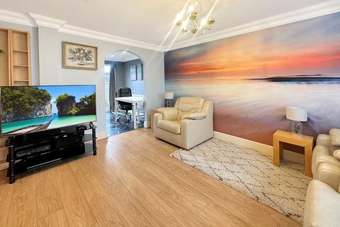 9 Deben, East Tilbury, Tilbury, RM18 8RG