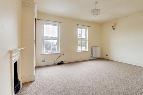 3 bedroom terraced house for sale, Salisbury Road, Harpenden, Hertfordshire, AL5