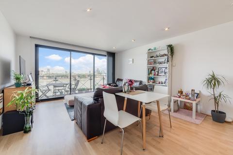 2 bedroom apartment for sale, Ocean Wharf, Westferry Road, London, E14