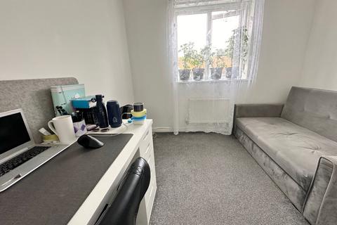 14 Stone Drive, Shifnal, TF11 9HQ