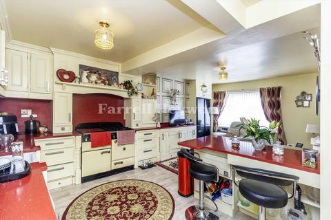 2 bedroom house for sale, Broadway, Barrow In Furness LA13