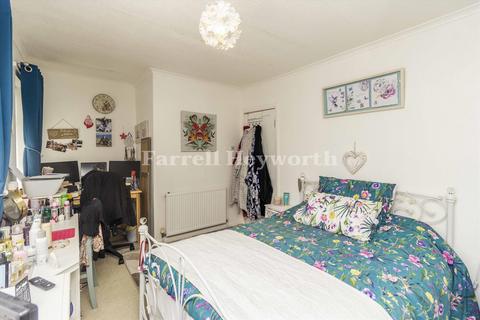 8 Broadway, Barrow-in-furness, LA13 0DX