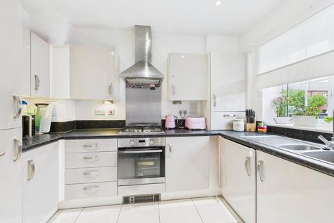 2 bedroom terraced house for sale, Melford Road, Slough, Berkshire, SL2