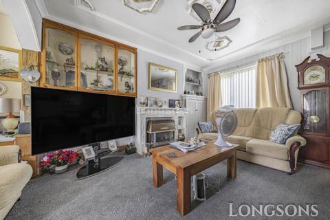 4 Chapel Street, Shipdham, Thetford, IP25 7LB