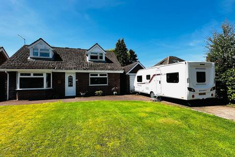 4 bedroom detached house for sale, Chapel Lane, Lincoln LN6