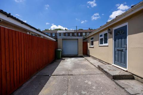 4 bedroom detached bungalow for sale, West Side, Caerphilly CF83