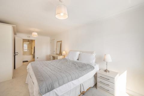38 Langbourne Place, London, E14 3WN