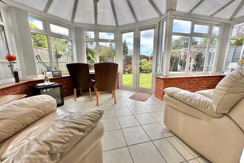 33 Beames Close, Telford, TF4 3SX