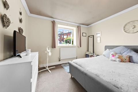 2 bedroom bungalow for sale, Leeds LS15