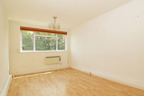 1 bedroom flat for sale, Harlee Court, Royston Road, London, SE20