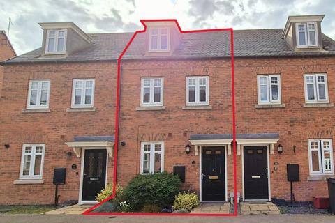 3 bedroom townhouse for sale, Cornfield Close, Coalville LE67