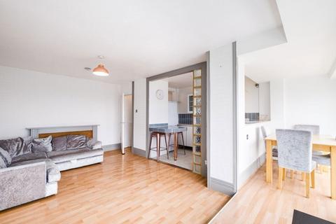 Flat 50, Castlemaine Culvert Road, London, SW11 5BG