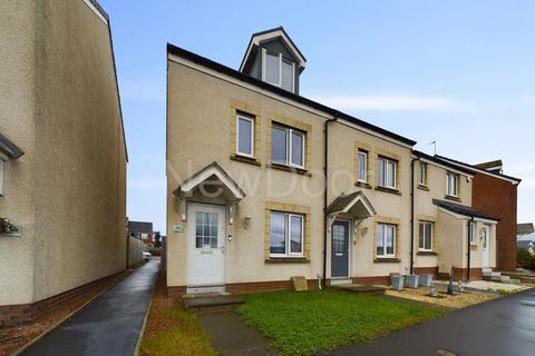 3 bedroom end of terrace house for sale, Barrangary Road, Bishopton, PA7