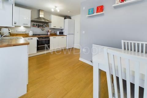 3 bedroom end of terrace house for sale, Barrangary Road, Bishopton, PA7
