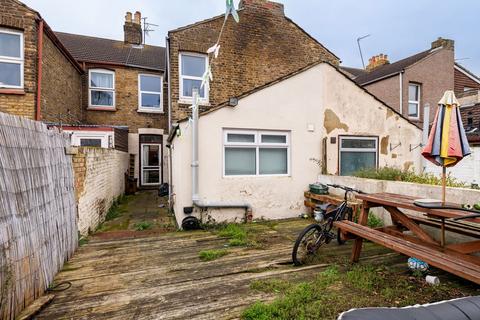 93 Invicta Road, Sheerness, ME12 2AJ