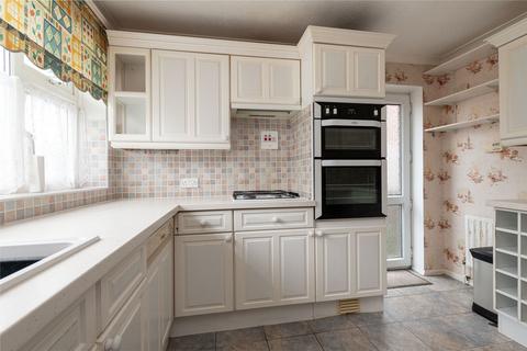 21 Holyrood Drive, Minster On Sea, Sheerness, ME12 3NA