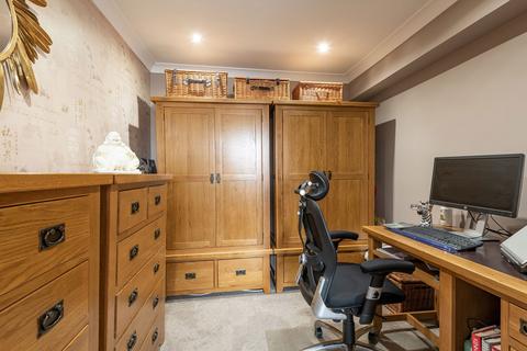 29 Holyrood Drive, Minster On Sea, Sheerness, ME12 3NA