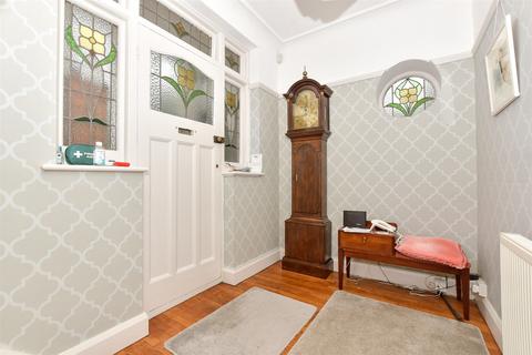 4 bedroom semi-detached house for sale, London Road, Ramsgate, Kent