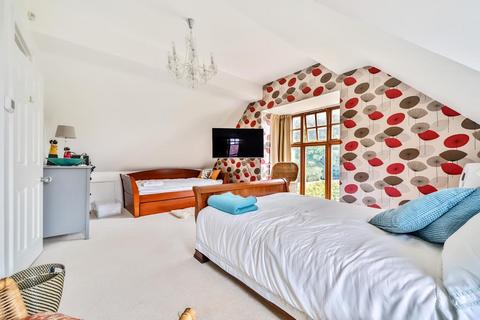 Rokeby Hall Rokeby Drive, Tokers Green, Reading, RG4 9EN