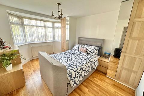 214 Locket Road, Wealdstone, Harrow, HA3 7PB
