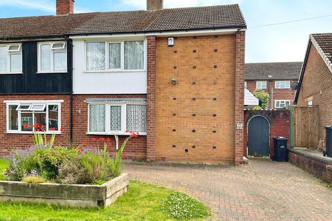 3 bedroom semi-detached house for sale, Bredon Avenue, Stourbridge DY9