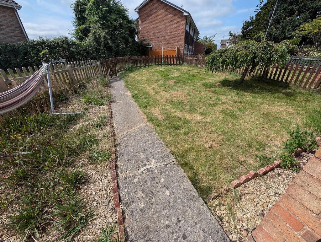 Front garden.jpg