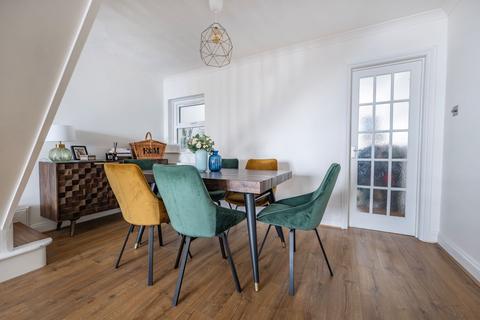 2 Devonshire Square, Bromley, BR2 9HX