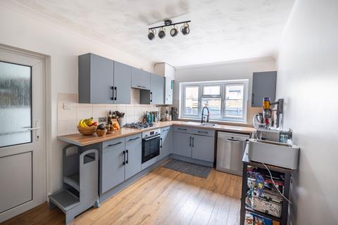 2 Devonshire Square, Bromley, BR2 9HX