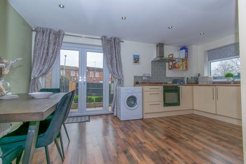 25 Rushton Drive, Leicester, LE2 9HX