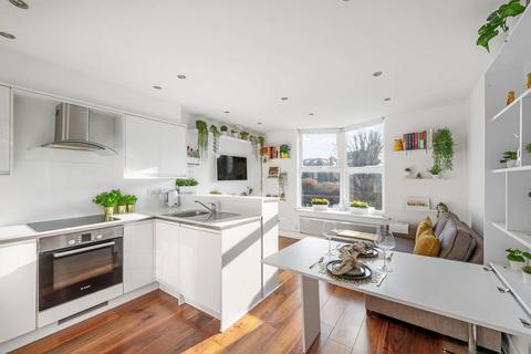 11a Moreton Road, South Croydon, CR2 7DN