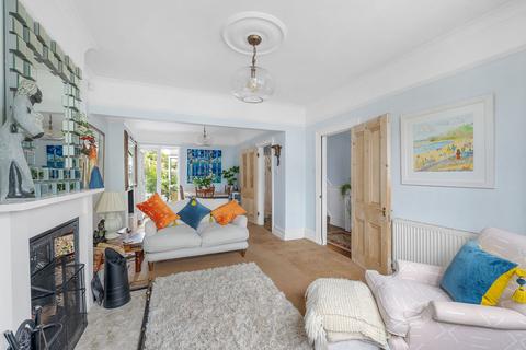 231 Mackenzie Road, Beckenham, BR3 4SH