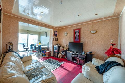 30 Chatsworth Road, Cheam, Sutton, SM3 8PN